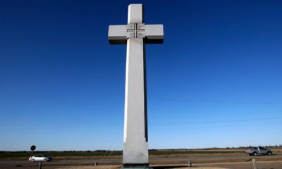 Photo of World War I cross memorial