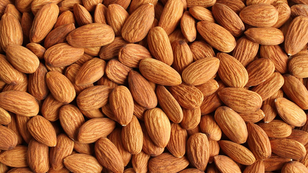 Photo of almonds