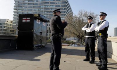 Photo fo London police officers